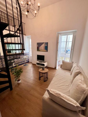 Gatu Villa Rym